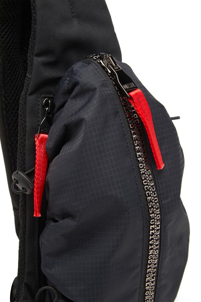 ZIP-D CROSSBODY X CROSS BODYBAG