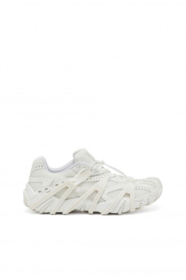 Y03274P6372_H9941