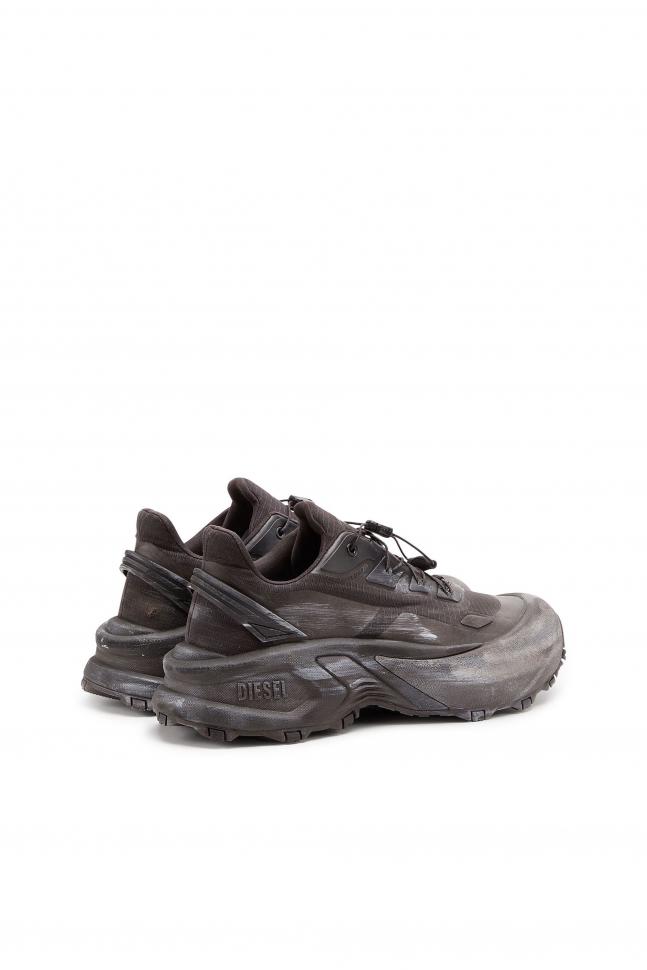 D-CAGE RUNNER SNEAKERS