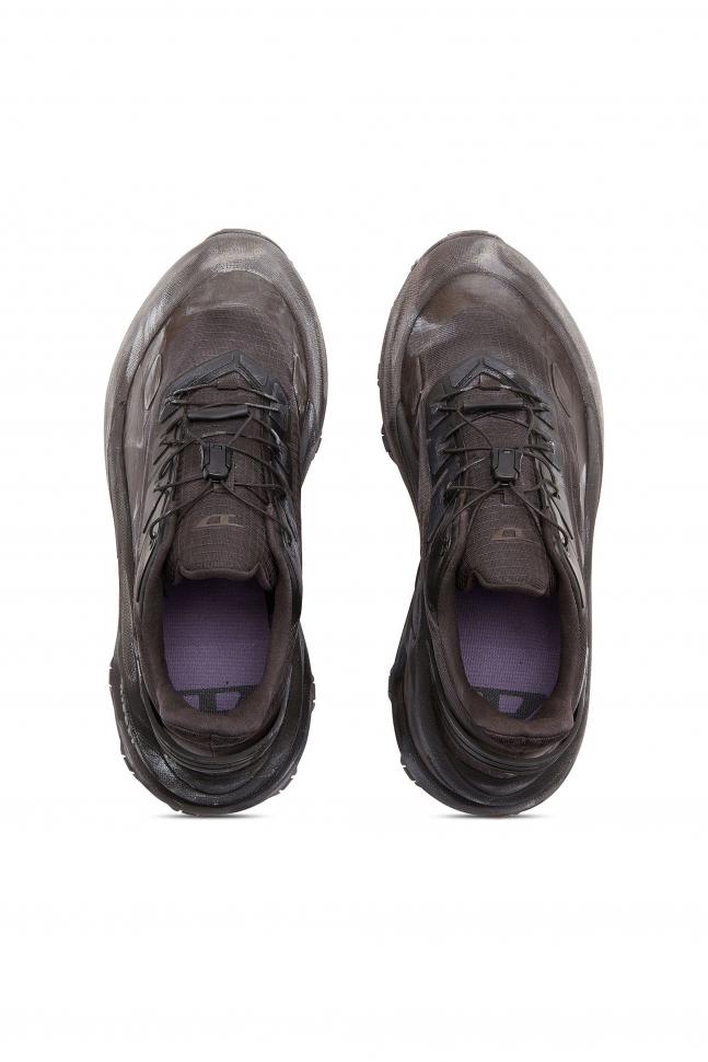 D-CAGE RUNNER SNEAKERS