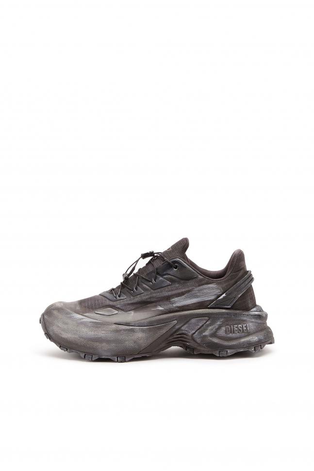 D-CAGE RUNNER SNEAKERS