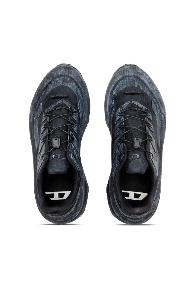 D-CAGE RUNNER SNEAKERS